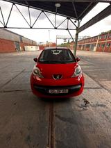 Peugeot 107 Urban Move 70 Urban Move - Peugeot 107 in Bochum