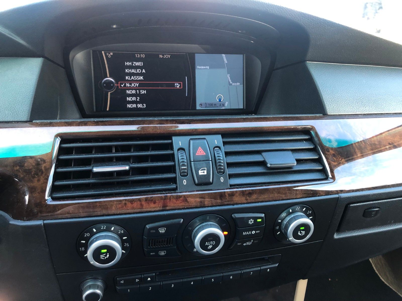 Fahrzeugabbildung BMW 525 Touring Shadow-Line