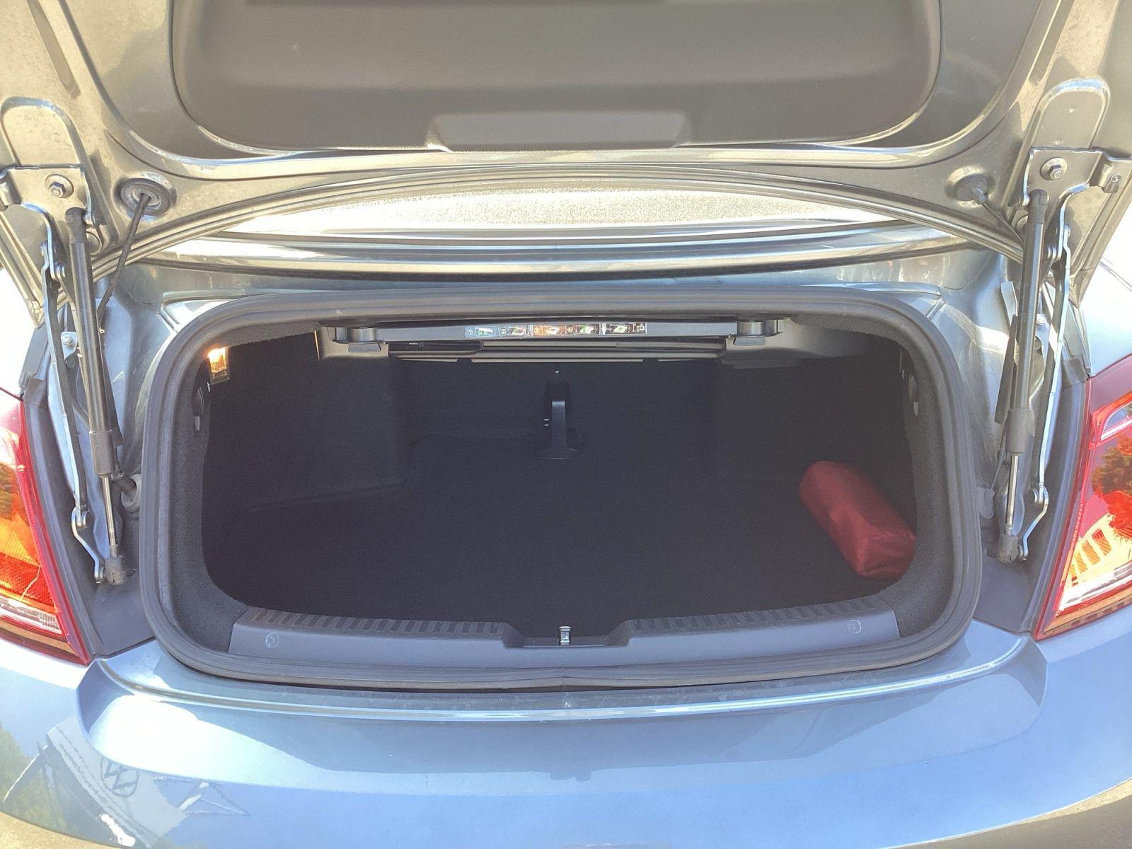 Volkswagen Beetle Cabriolet 1.2 TSI Navi Einparkhilfe