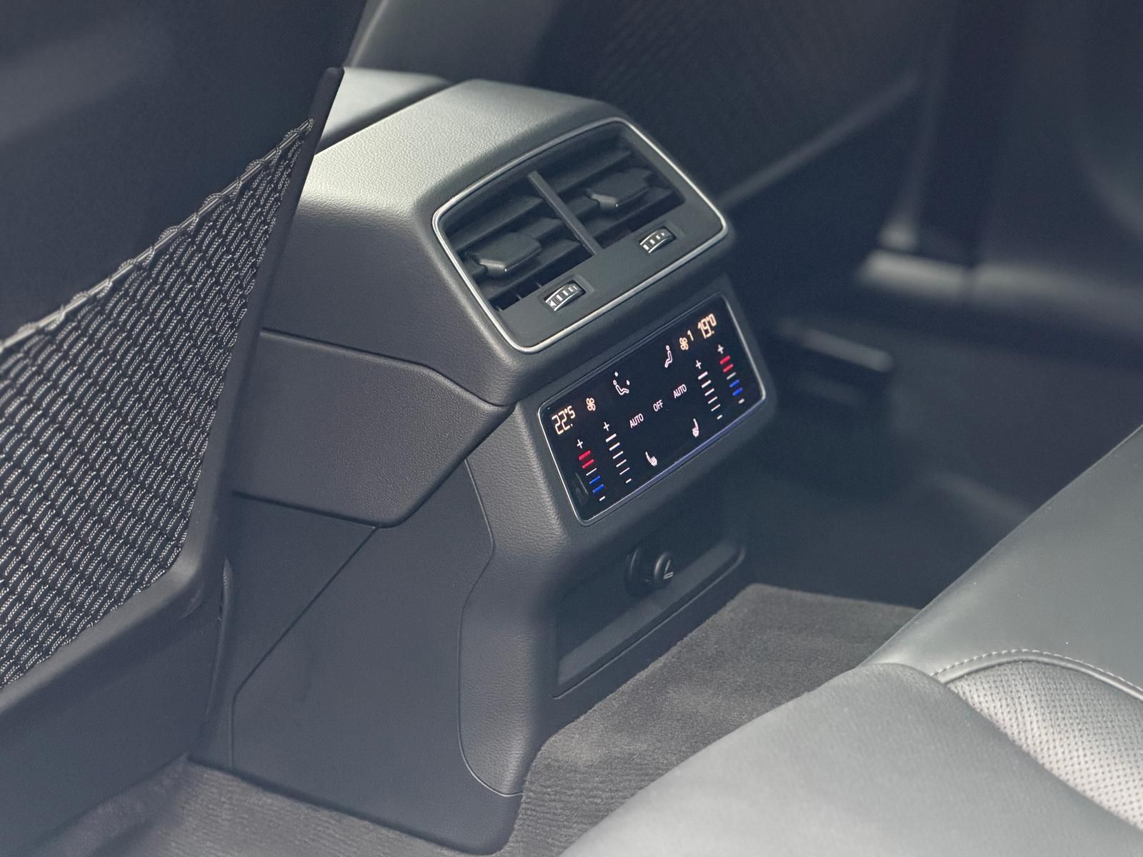Audi RS6 4.0 TFSI quattro |HUD|PANO|MATRIX|MASSAGE foto 19