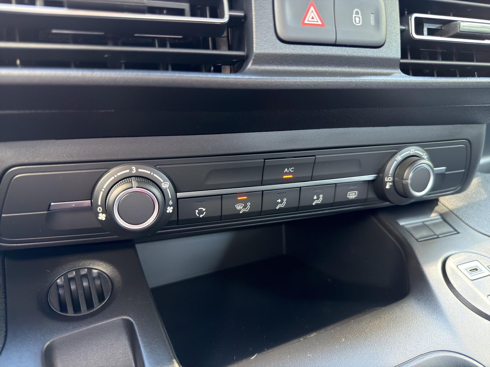 Citroën Berlingo Diesel 130 Plus XL 7*Sitzer*Sofort*Kam*