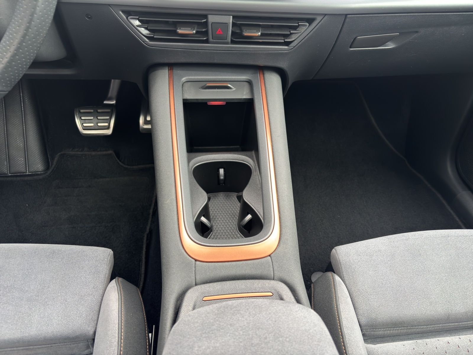 Cupra Born - Bild 8