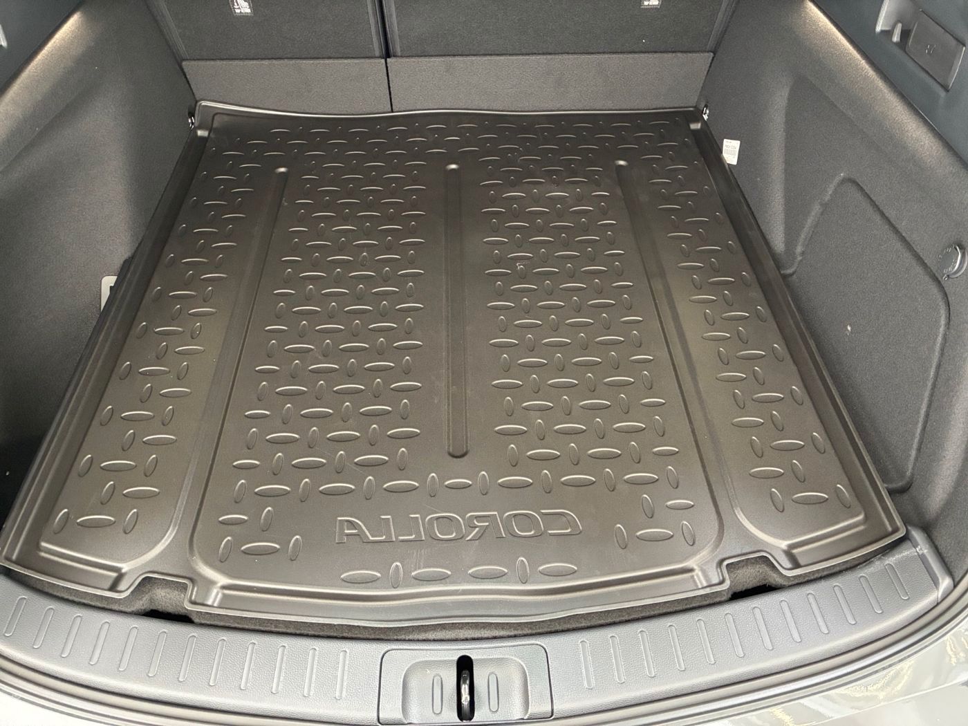 Fahrzeugabbildung Toyota Corolla TS Teamplayer 2.0-l-Hybrid KAMERA LED AC