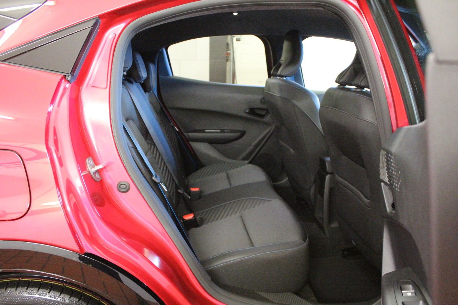 Fahrzeugabbildung Renault Clio TCe 115 EDC Esprit Alpine