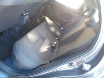 Toyota Yaris - 9