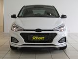 Hyundai i20 Plus YES! 1.2 GARANTIE NAV SHZ BT PDC KAM - Hyundai i20 Gebrauchtwagen in Stuttgart