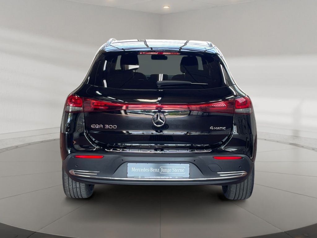 Mercedes-Benz EQA 300 4matic Progressive AMG+MBUX+Progressive foto 5