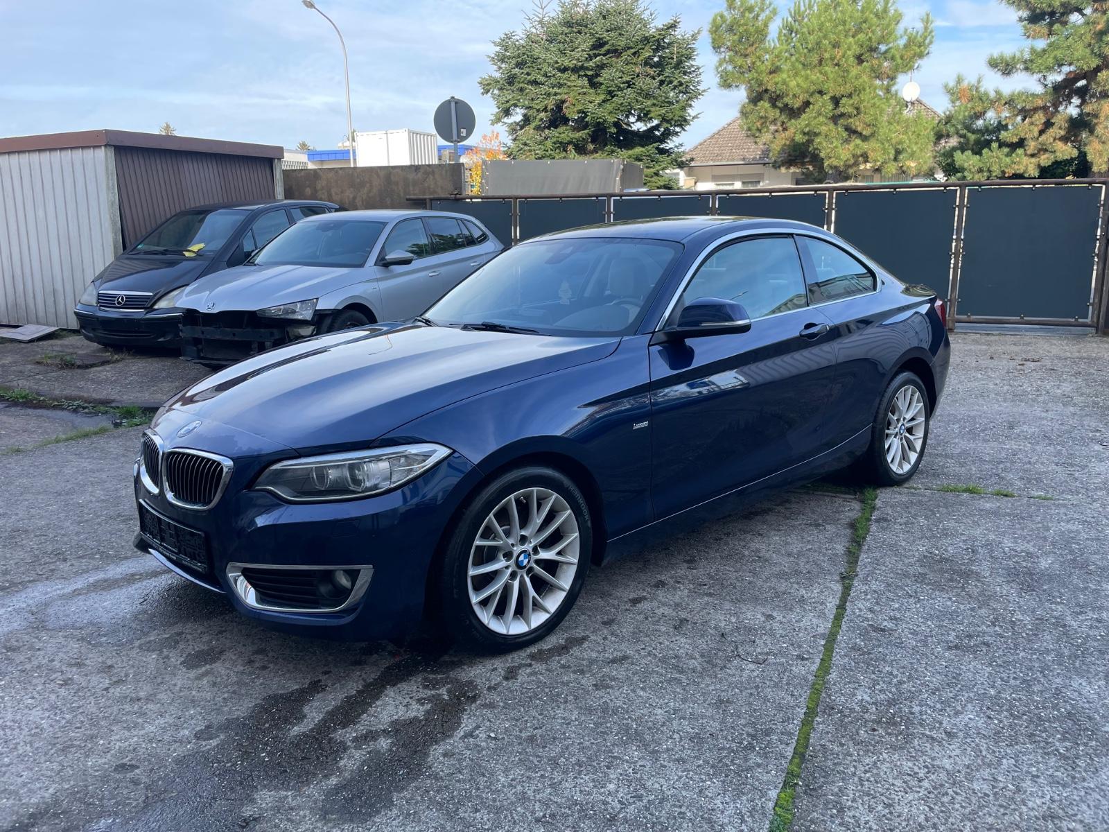 BMW 220d xDrive Steptronic Coupé Luxury Line