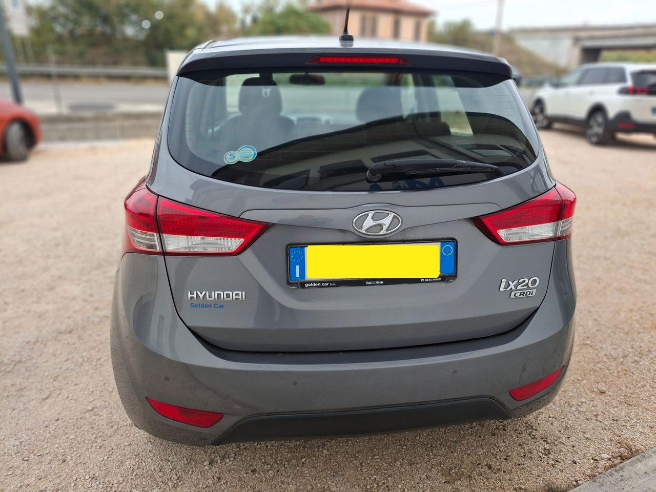 Hyundai ix20 2014 — photo 10