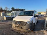 Mercedes-Benz Vito - Mercedes-Benz Vito mit Benzin-Antrieb