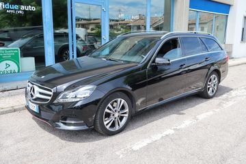 Mercedes E 220 - 1