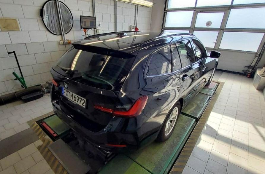 BMW 320d T Aut LED/ACC/NAVI/VIRTU/SHZ/AHK/8Fa foto 5