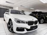 BMW 750 L d xDrive M SPORTPAKET LANG FOND LASER PANO - weiße BMW 7er Reihe