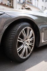 BMW 750d xDrive - - BMW 750 aus 2019