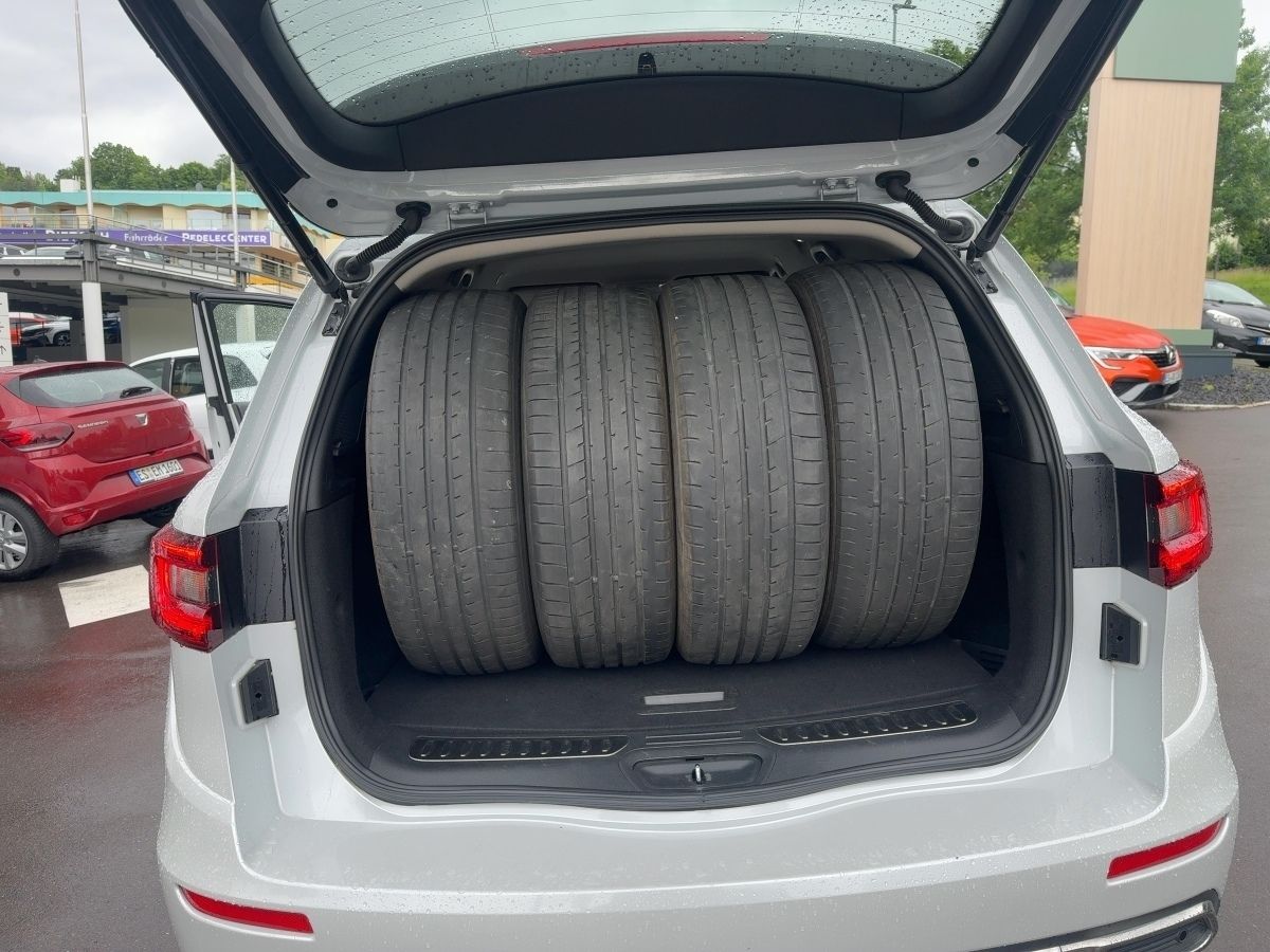Fahrzeugabbildung Renault Koleos dCi190 Initiale Paris 4x4 ACC BOSE Kamera