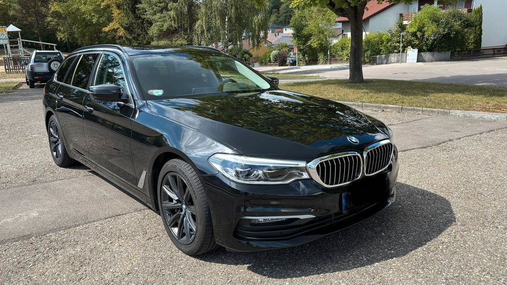 Image of BMW 530