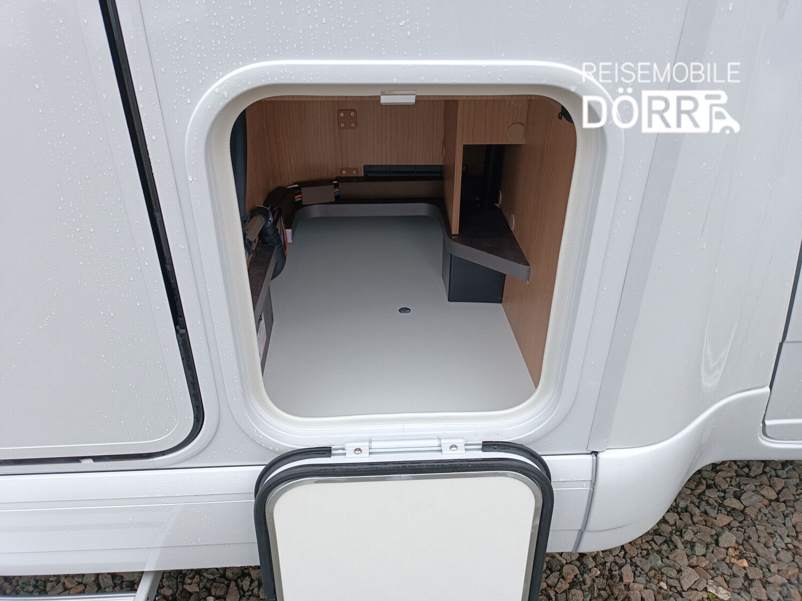 Fahrzeugabbildung Malibu T 490 LE Klimaautomatik, Radio DAB