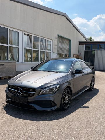 MERCEDES-BENZ CLA 250 AMG Line Harman Kardon 