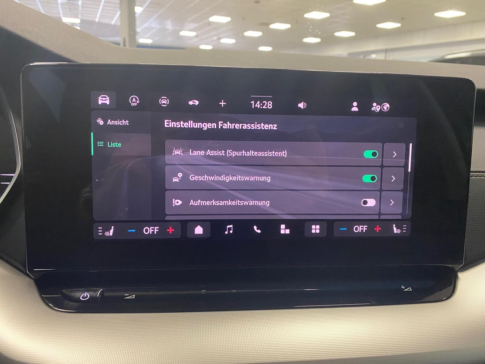 Fahrzeugabbildung SKODA Octavia 1.5 TSI mHEV+ACC+TOTWINKEL+LED+APP+RFK++