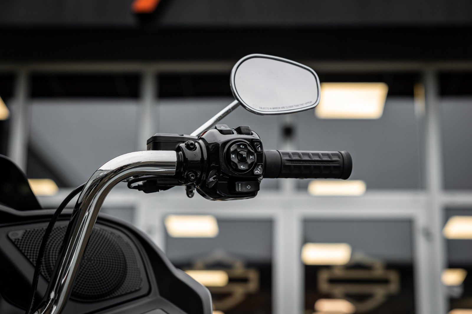 Fahrzeugabbildung Harley-Davidson ROAD GLIDE FLTRX 117cui - Screaming Eagle -