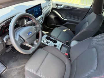 Ford Focus - 8