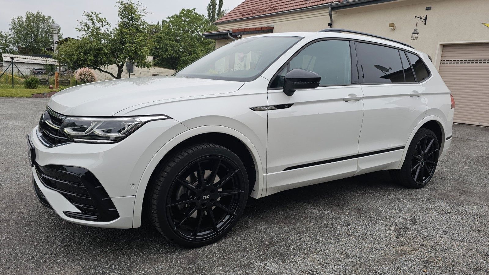 Volkswagen Tiguan Allspace R-Line 4Motion