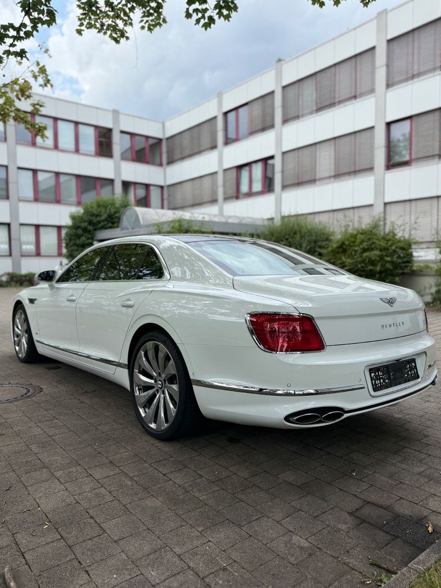 Bentley Flying Spur V8 Naim VOLL EXCLUSIV INDIVIDUAL foto 8