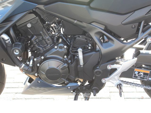 Honda CB750 Hornet e-Clutch *inkl. Zubehör