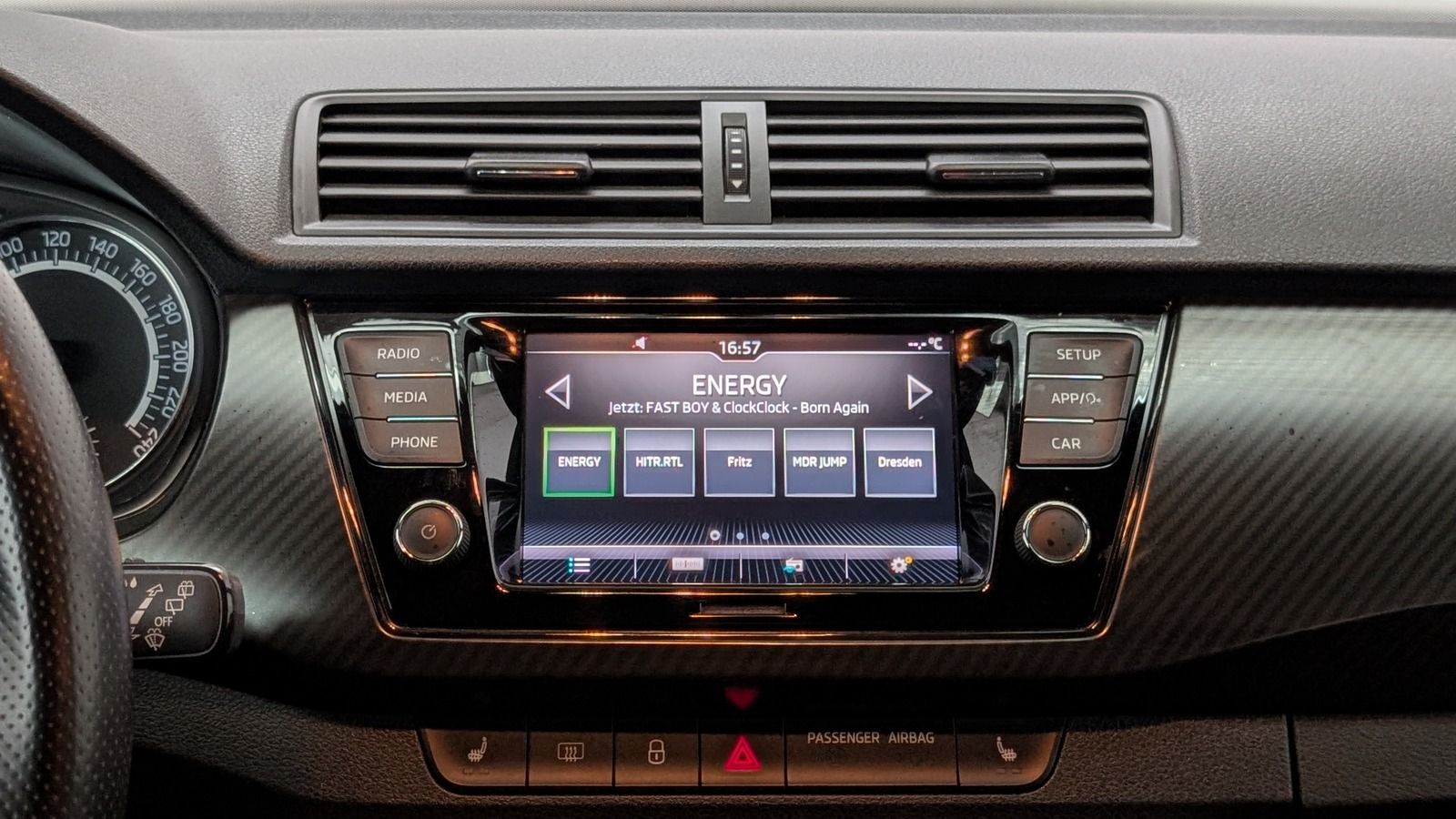 Fahrzeugabbildung SKODA Fabia Combi 1.0 TSI * LED * SHZ Monte Carlo