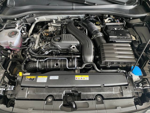 CUPRA Leon Sportstourer 1.5 eTSI DSG KAMERA