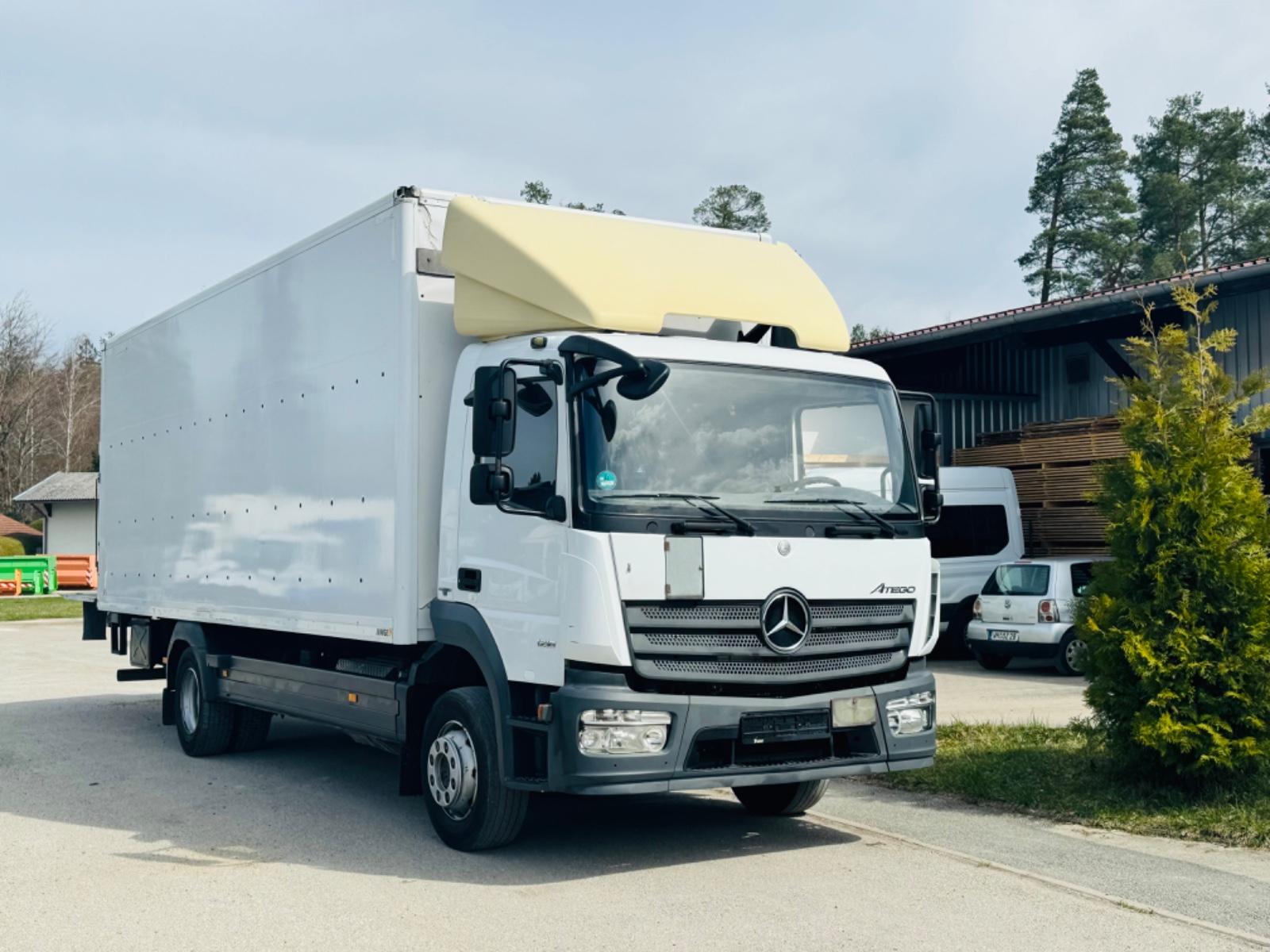 Mercedes-Benz 1218 E6 Koffer / LBW