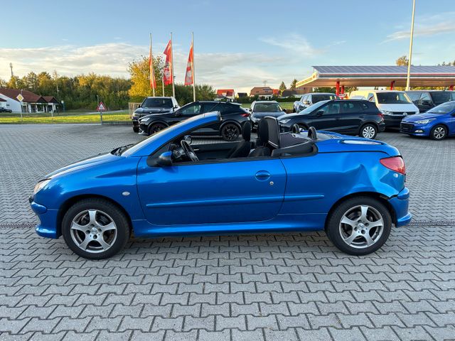 Peugeot 206 Cabriolet CC leichter Heckschaden