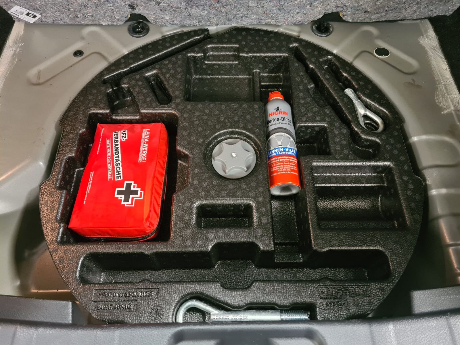 Fahrzeugabbildung Nissan Qashqai Acenta / KAMERA / SCHECKHEFT