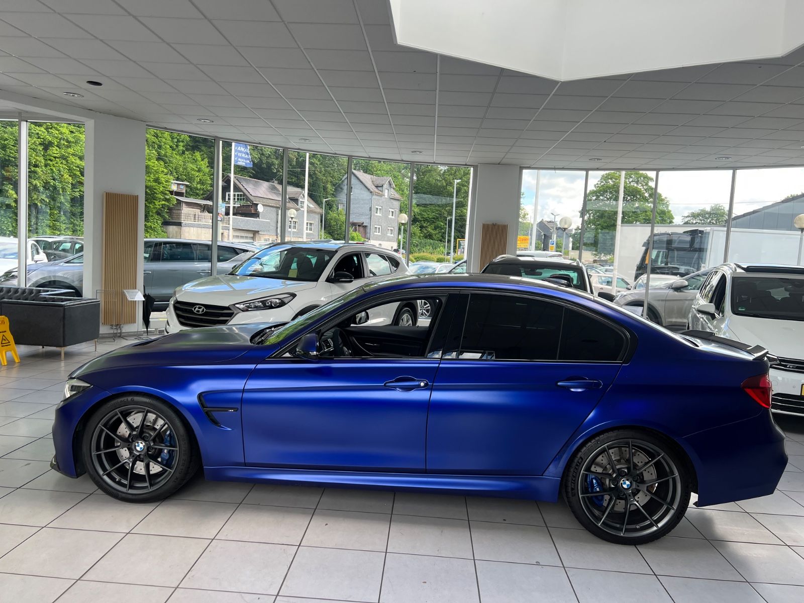 Fahrzeugabbildung BMW M3 CS F80 1 of 1200*Deutsch.Fzg*FROZEN DARK BLUE