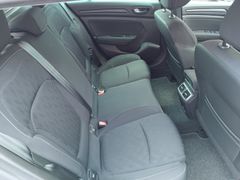 Fahrzeugabbildung Megane IV Grandtour Limited Deluxe 1.3 TCe 140 E