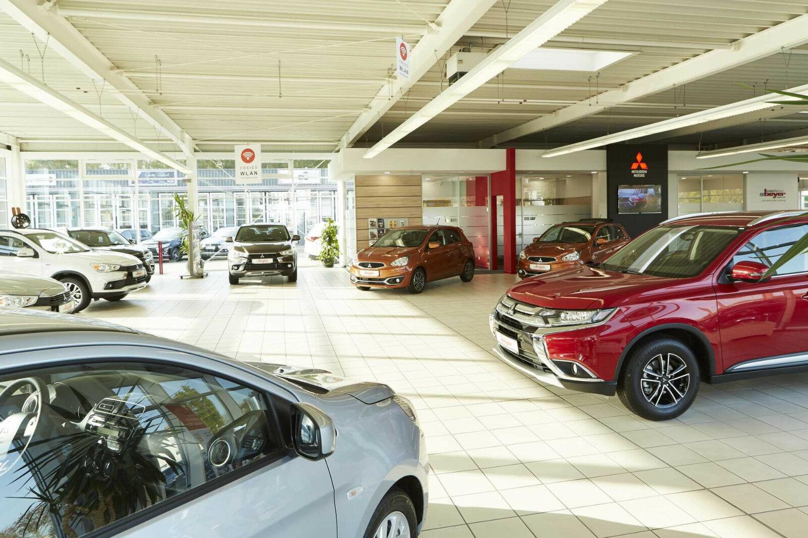 showroom-image-main
