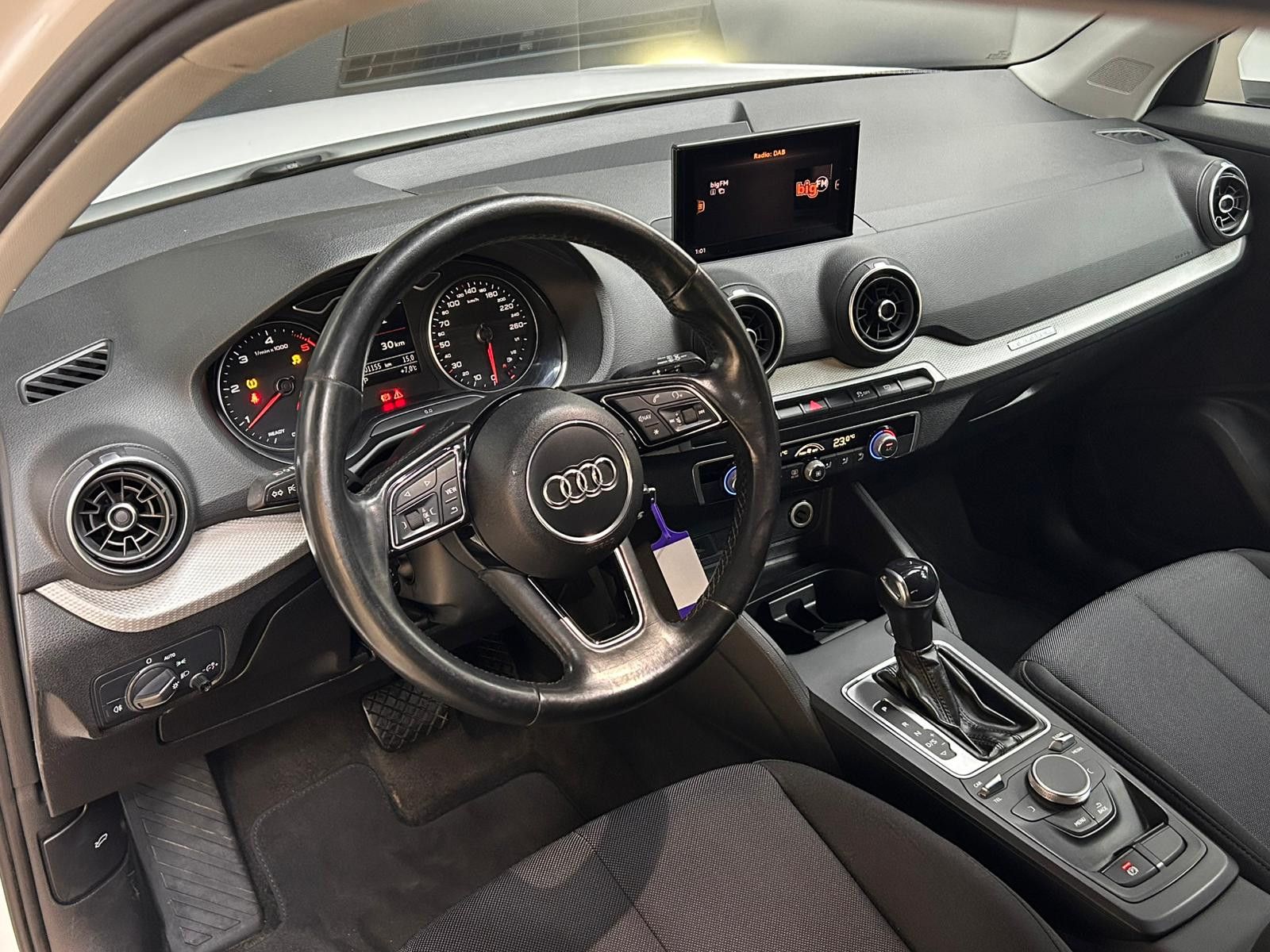 Fahrzeugabbildung Audi Q2 35d Quatt S-Tr. LED+KLIMAUT+HIFI+APS+DAB+ACC+