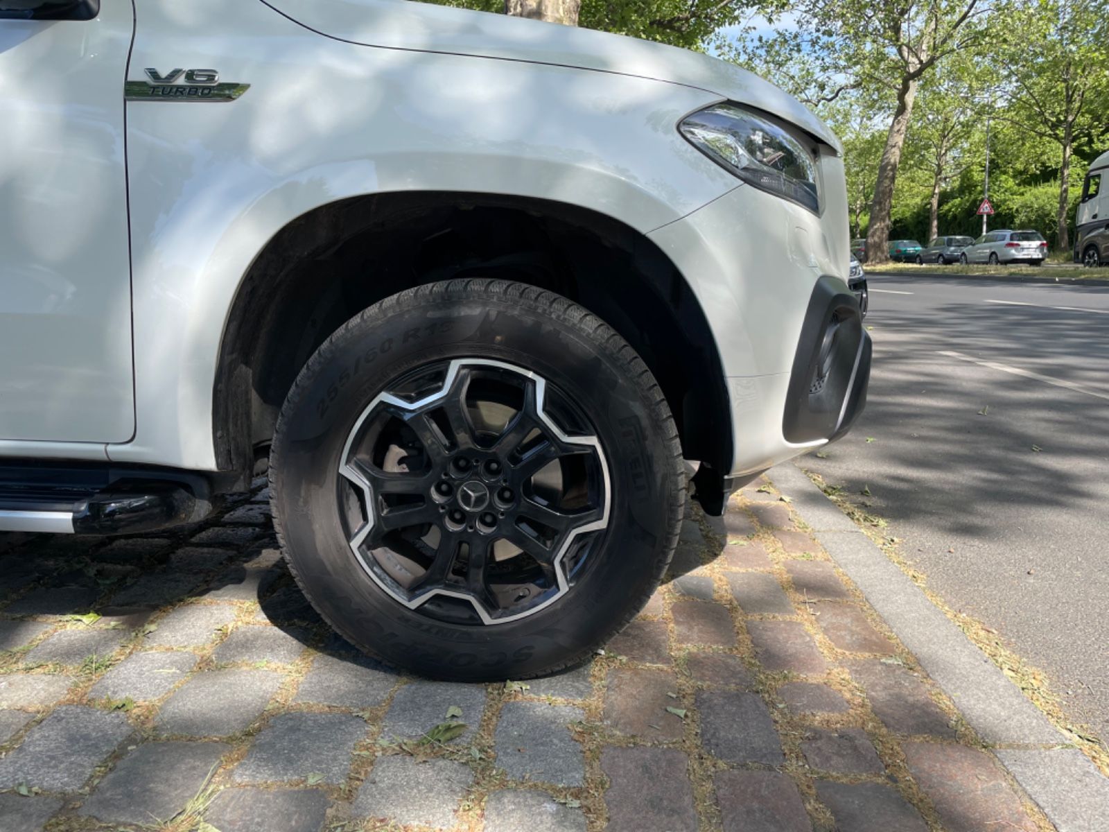 Fahrzeugabbildung Mercedes-Benz X 350d 4Matic DoKa*AluCab*Navi*4x4*Keyless*Kam*