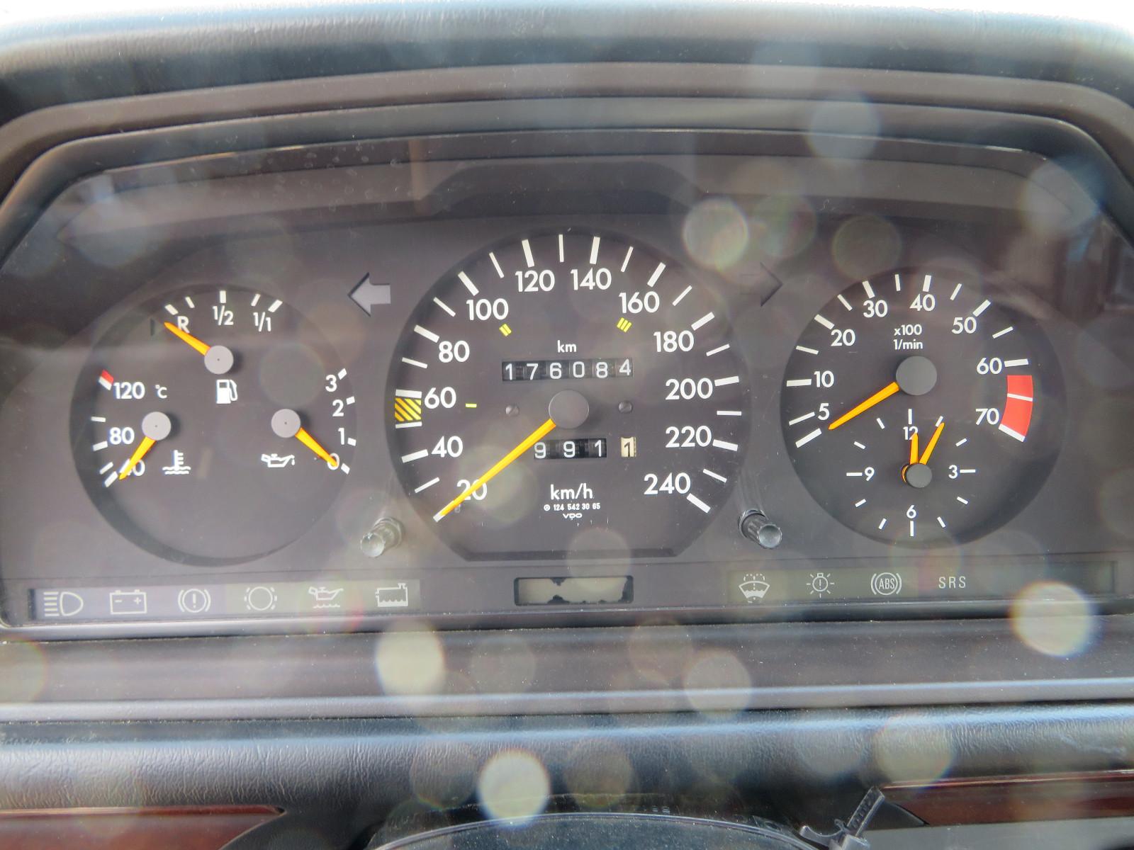 Mercedes-Benz CE 220