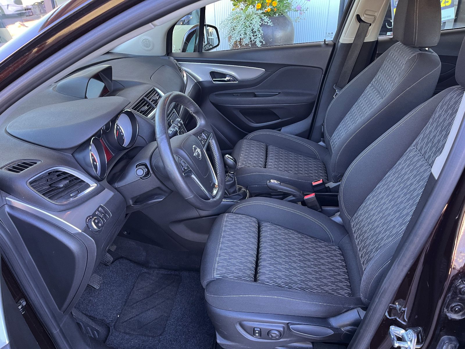 Fahrzeugabbildung Opel Mokka Edition ecoFlex