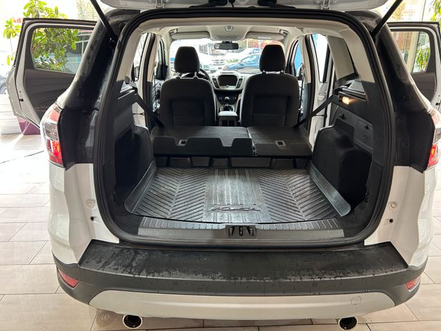 Ford Kuga Cool & Connect