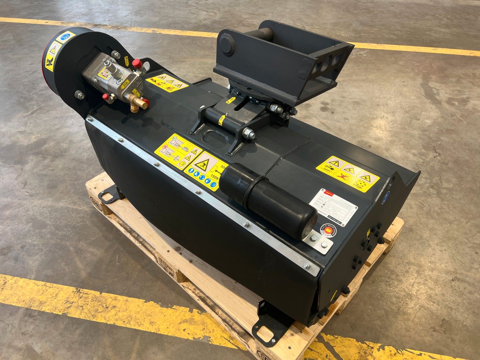 Fahrzeugabbildung Andere Seppi M. H3 105 / Schlegelmulcher 2-5to lagernd!