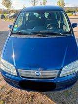 Fiat Idea 1.4 8V Dynamic - Fiat Idea Dynamic mit Benzin-Antrieb