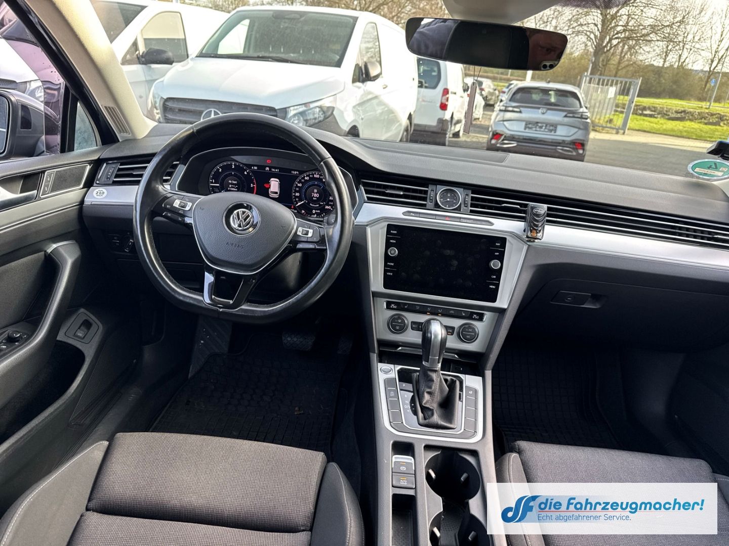 Fahrzeugabbildung Volkswagen Passat Variant Comfortline Start-Stopp *EXPORT