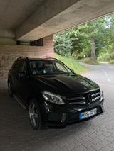 Mercedes-Benz GLE 43 AMG Mercedes Designio Leder Voll - Voll - : Allradantrieb, Geländewagen, Mercedes