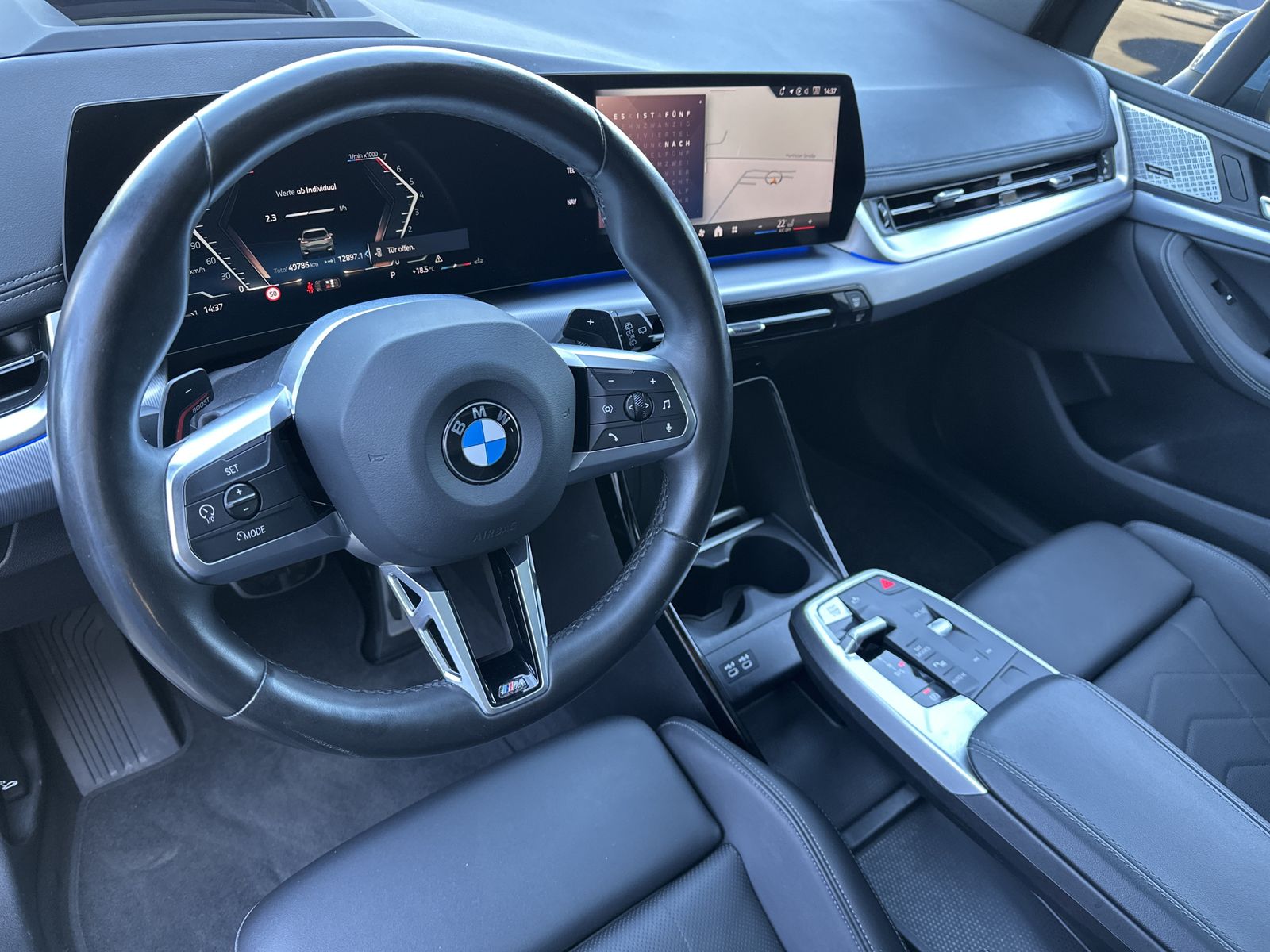 Fahrzeugabbildung BMW 223i Active Tourer M-Sport NAV+LED+ACC+360°+PANO