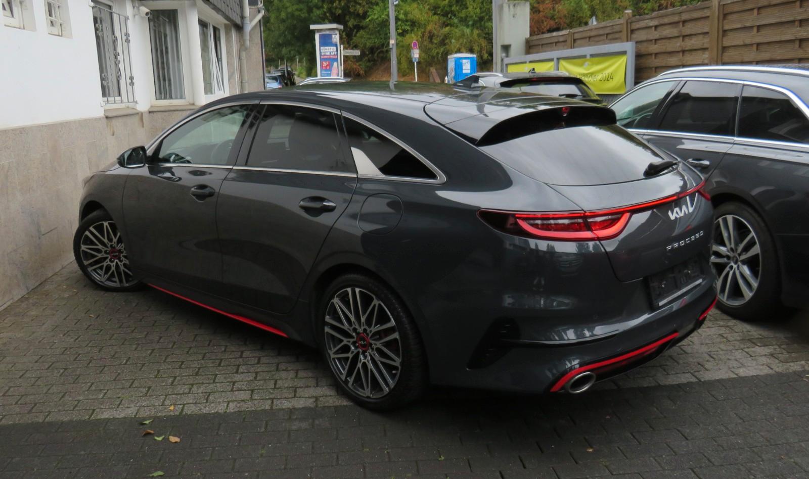 Kia ProCeed GT / Top Zustand