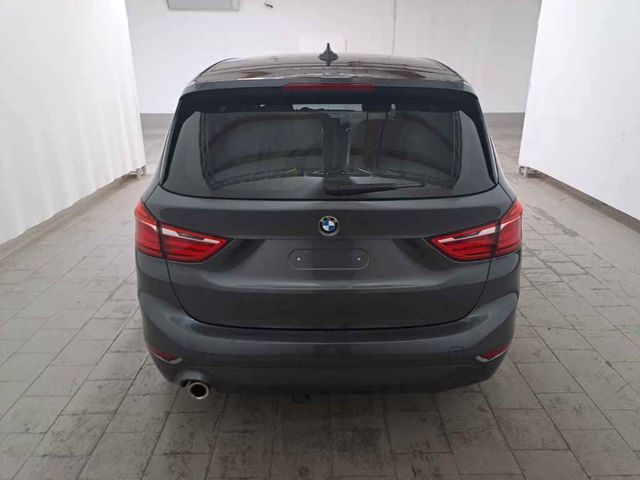 Fahrzeugabbildung BMW 218i Gran Tourer Business-Paket+LED+Navi+DAB+AHK