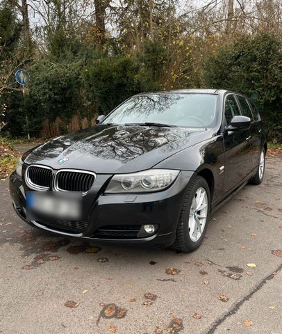 BMW 320d xDrive Touring -