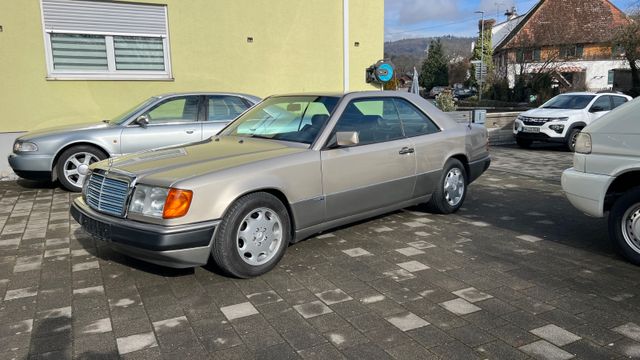 Mercedes-Benz 300CE 24V SPORTLINE/SCHALTER/GELEGENHEIT